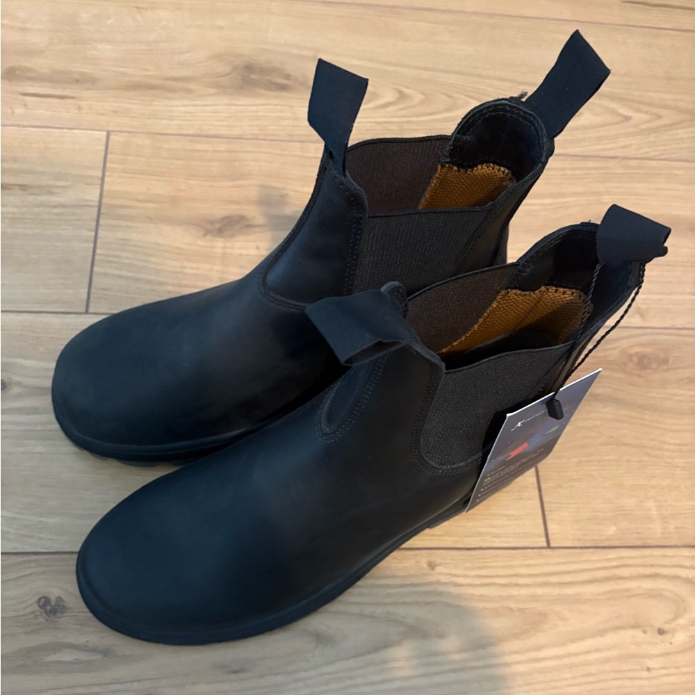 Black Softmoc Boots